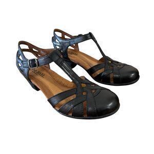 Cobb Hill Women's Rubey Flat Sandal - Instep Strap, Cushioned Footbed, Arch Support